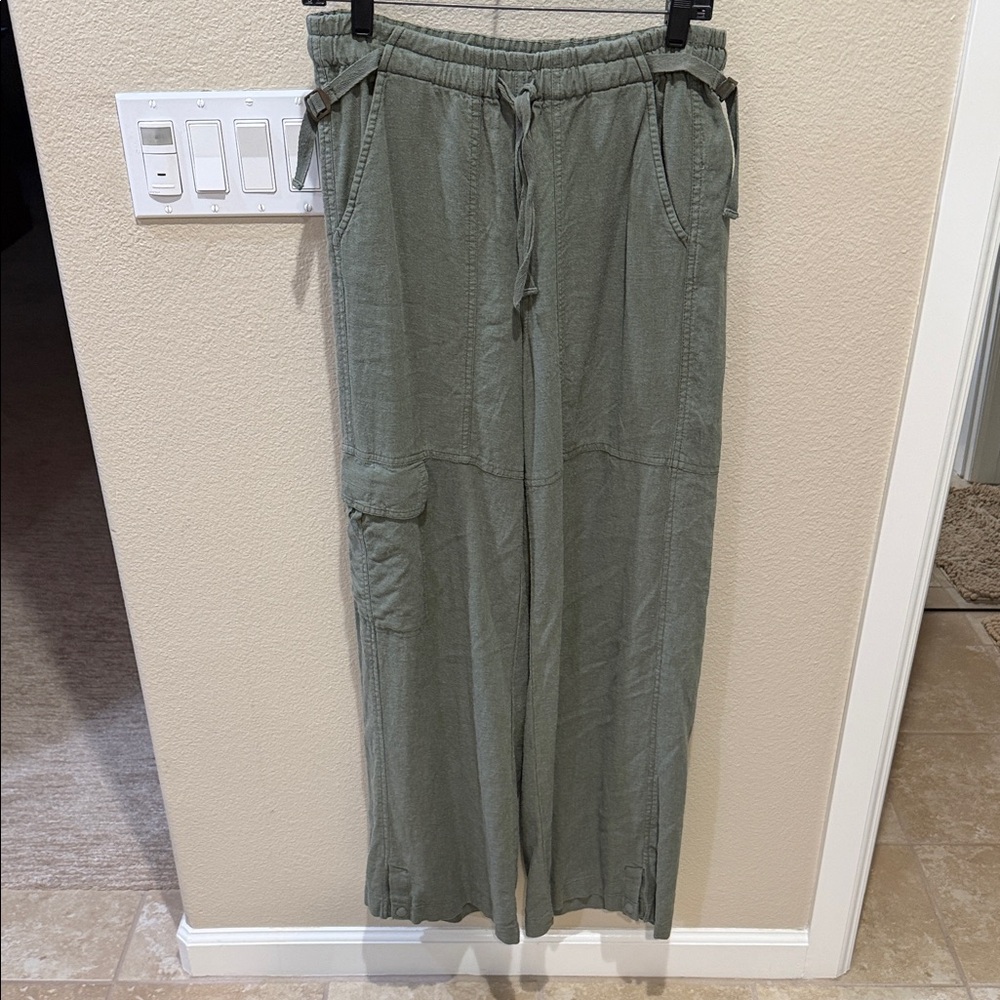 Pilcro Green Wide Leg Pants